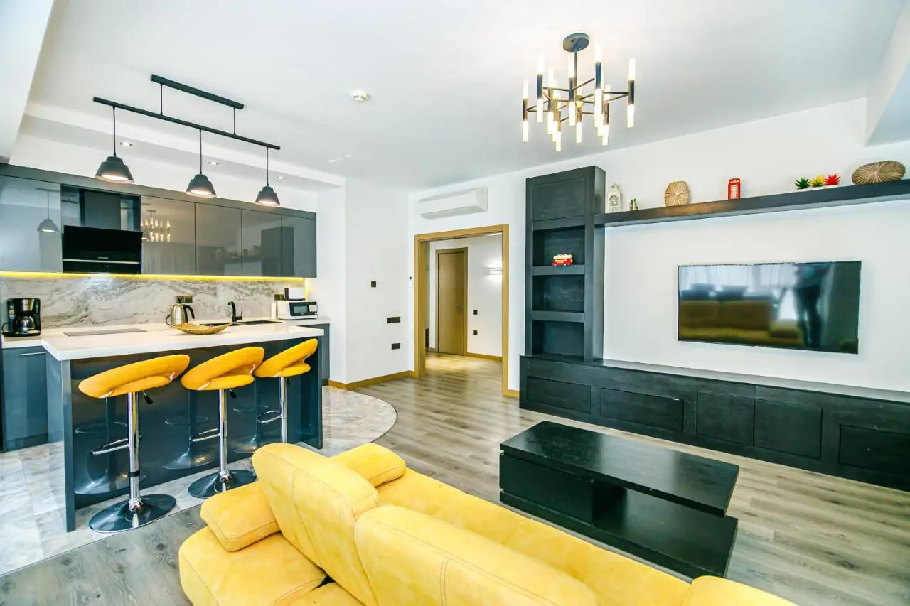 KING Luxury Apartment in Baku