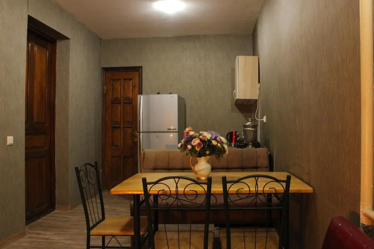 Nino's Guest House