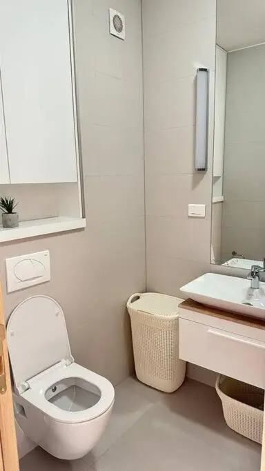 Apartment River 503