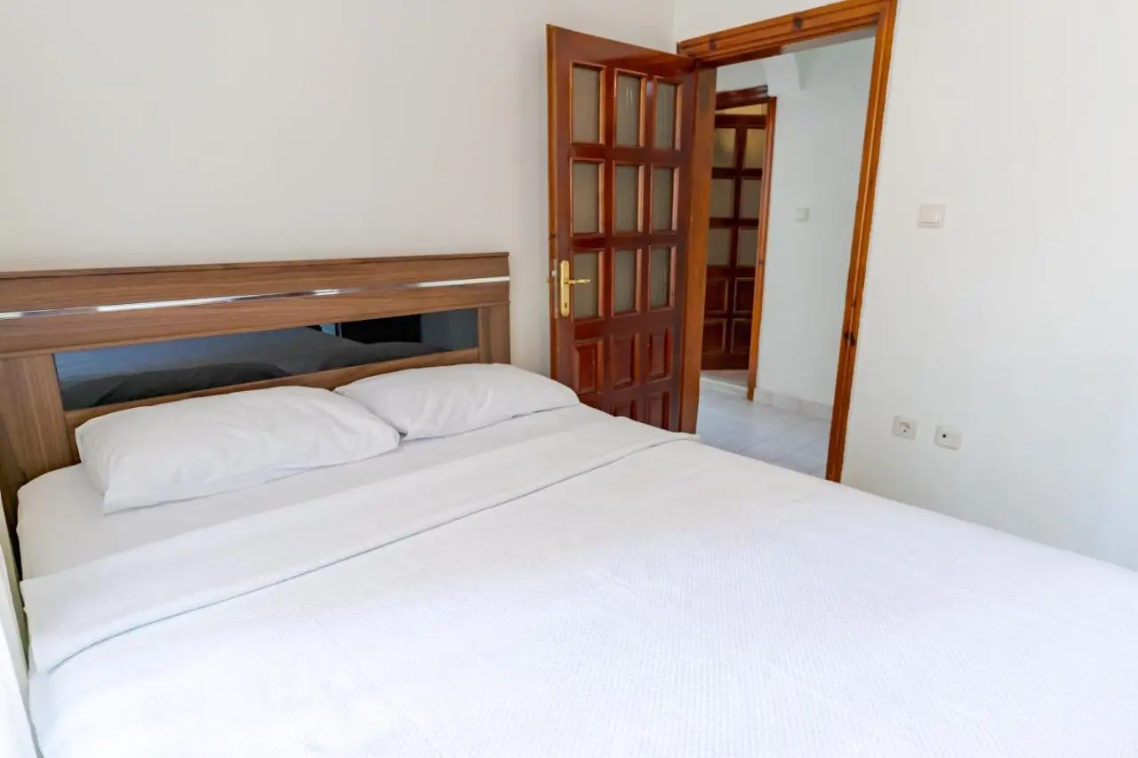 Kaplan Cosy Flat - All air conditioned & Heated 3 Bedrooms in the City