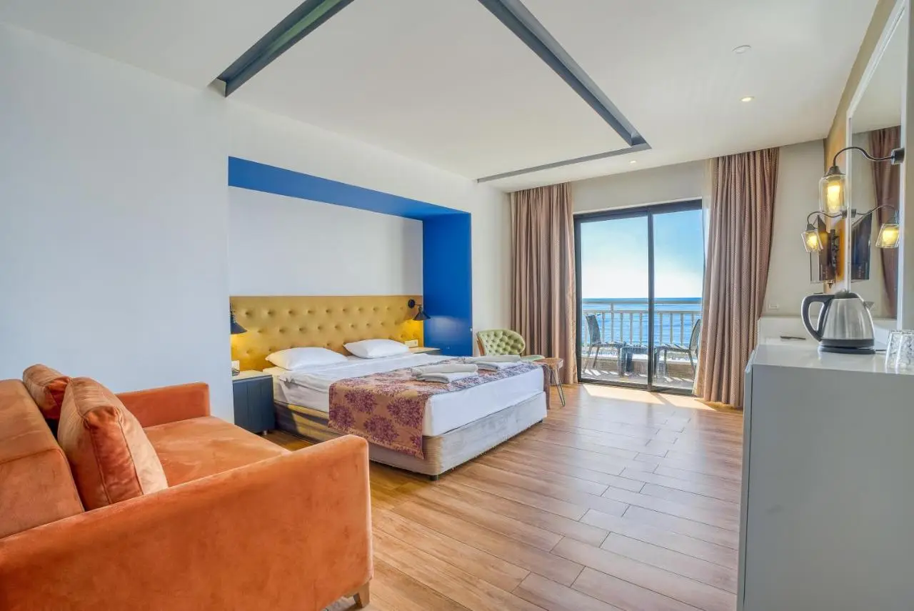 Sey Beach Hotel & Spa
