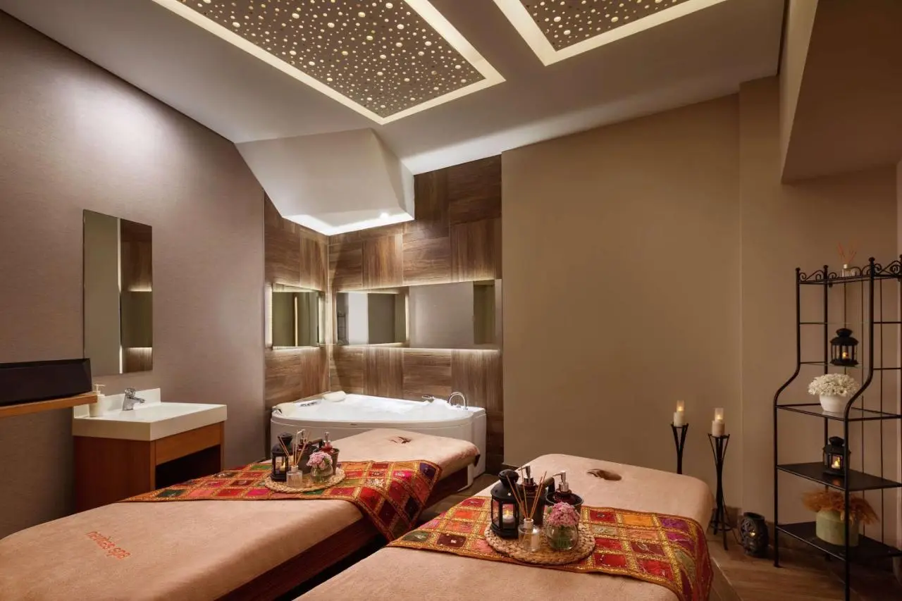 DoubleTree by Hilton Istanbul Gayrettepe