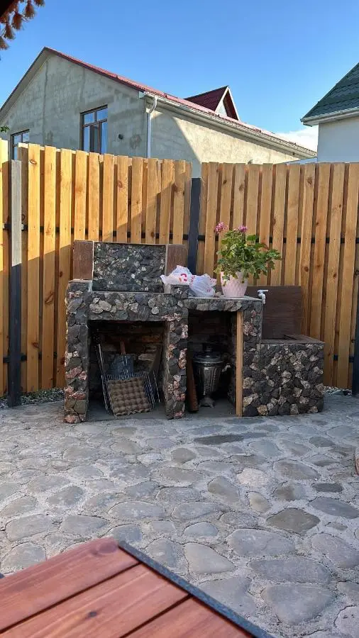 Gusar House