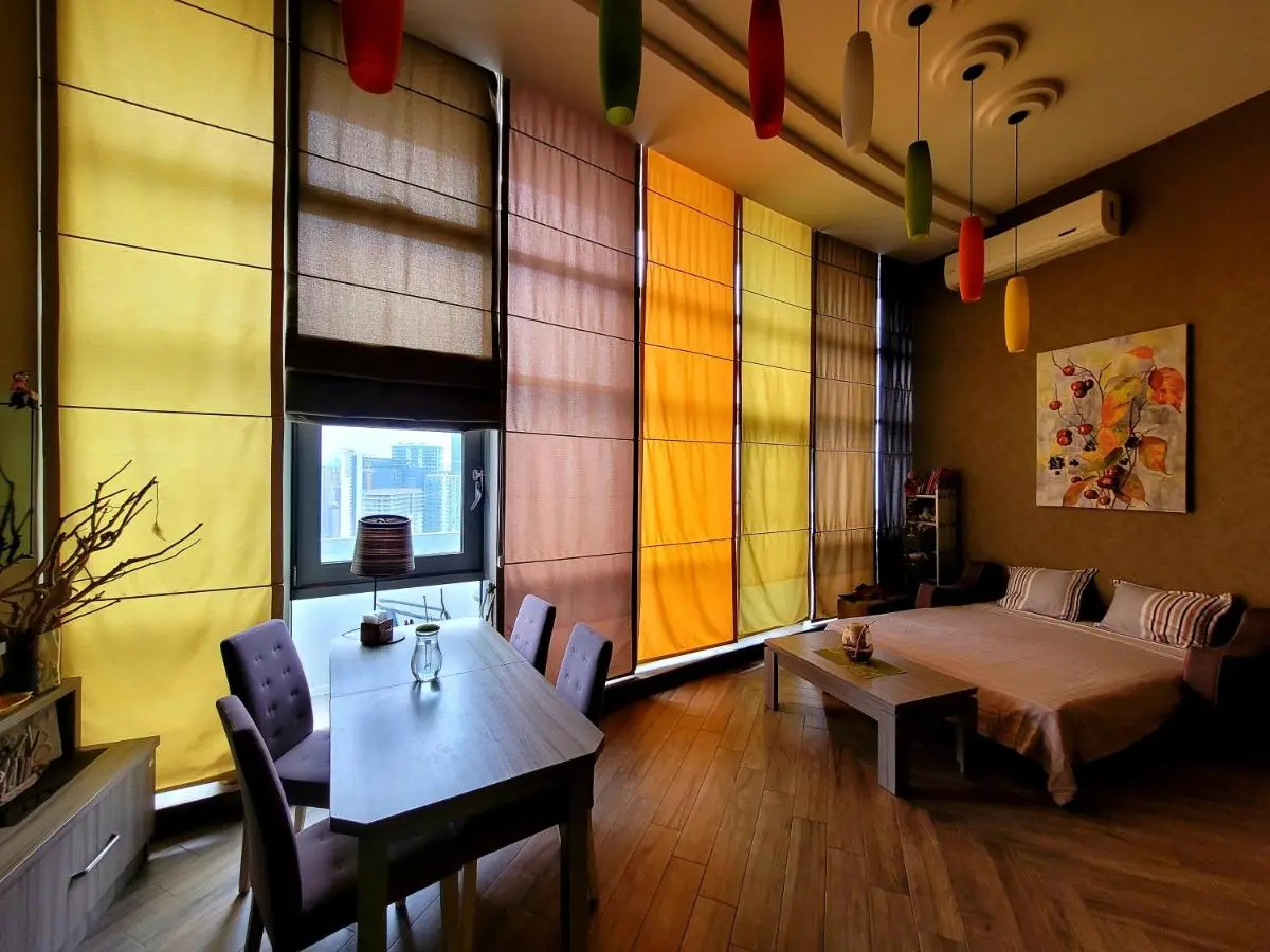 2 levels penthouse with a SUNSET SEA VIEW! Balcony and window 8x4m!