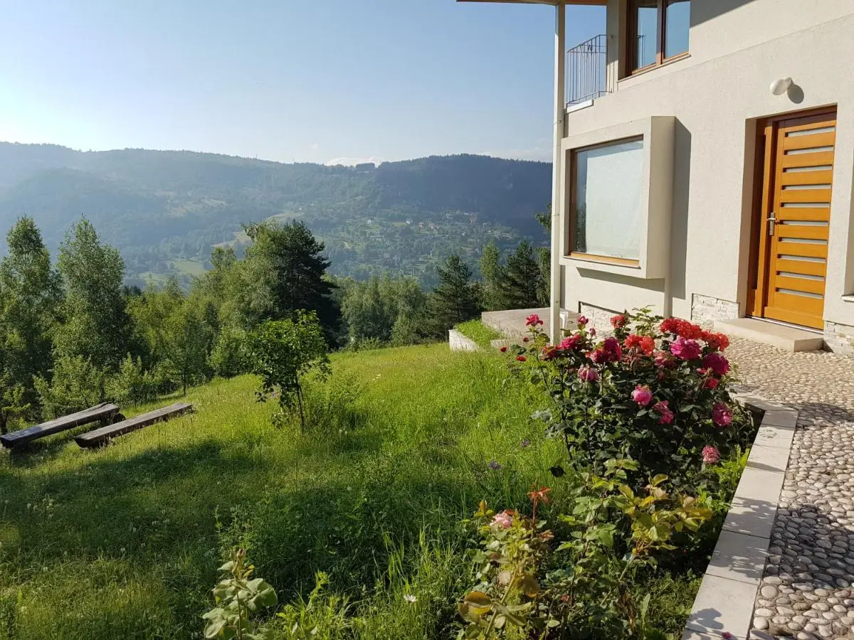 Villa Infinity