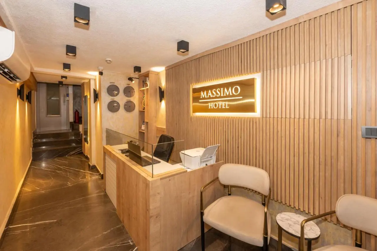 Massimo Hotel