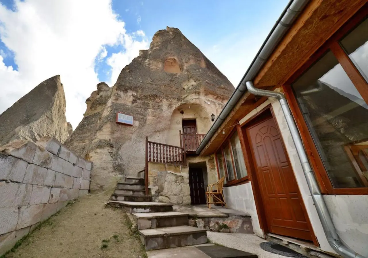 Peri Cave Hotel