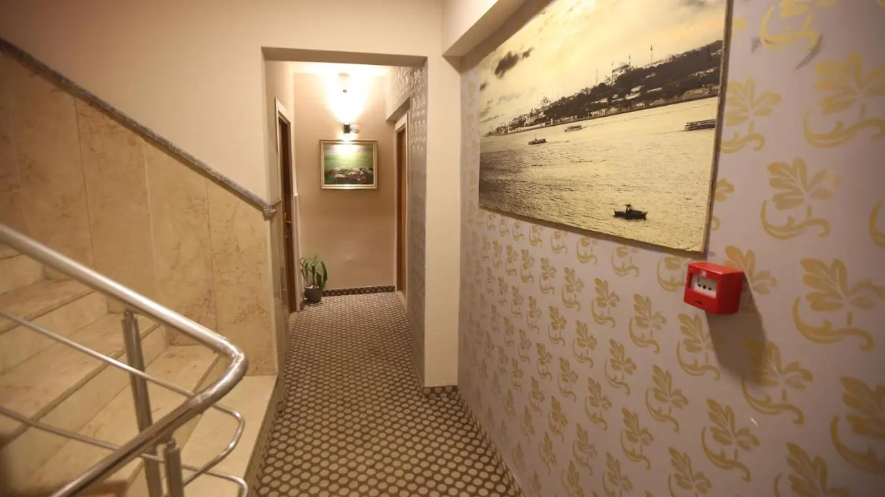 Senyor Garden Hotel