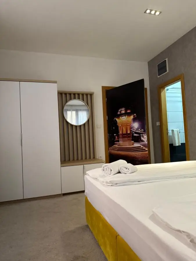 Deluxe Nortel Hotel