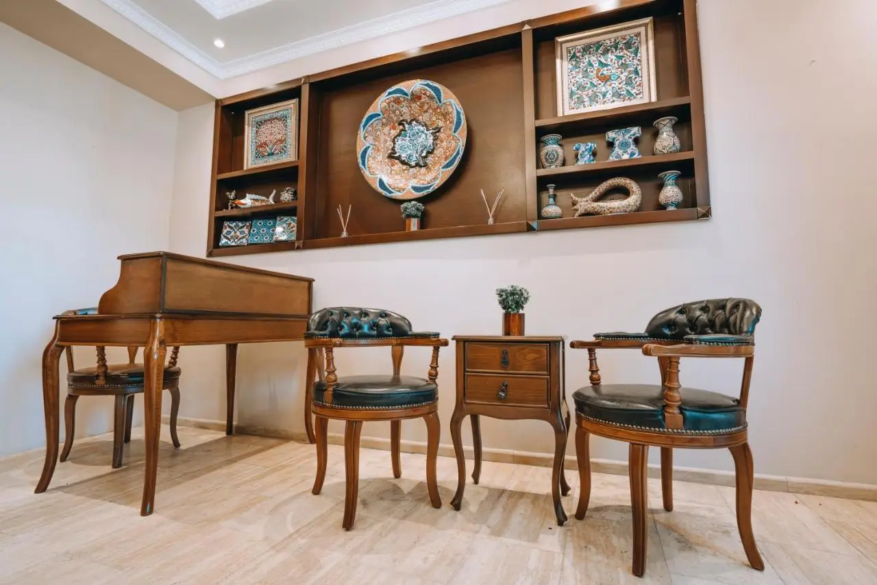 Gulliver Mansion Hotel
