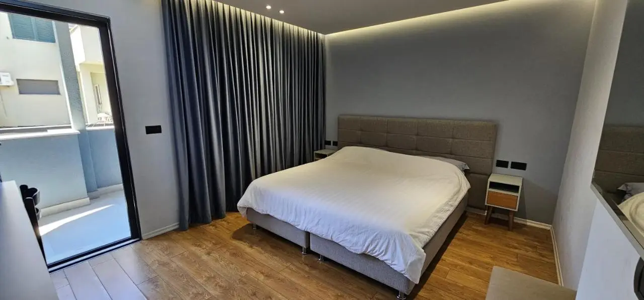 Vila-Amo Tirana Center