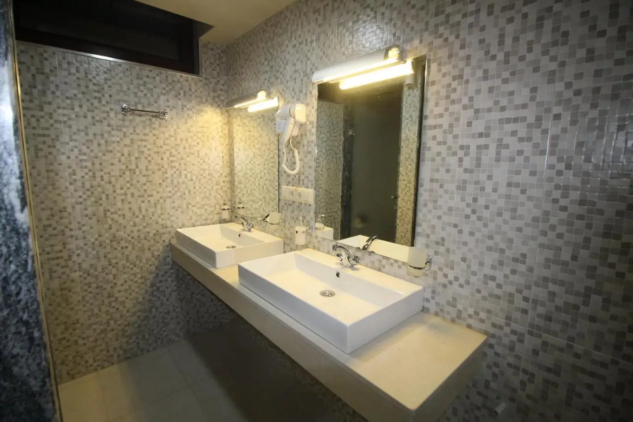 Hostel Jeal
