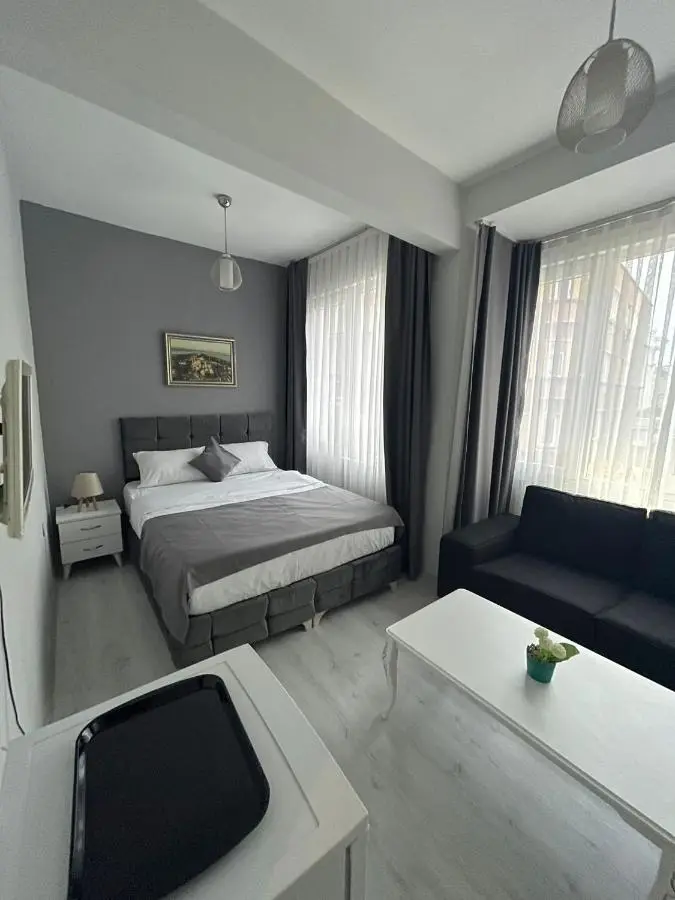 Oldmile Palace Hotel