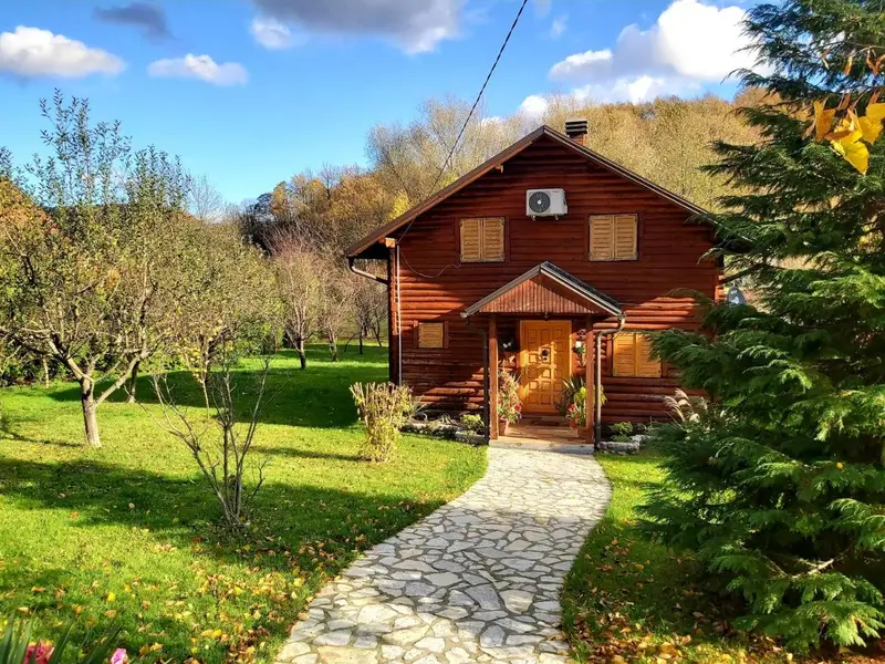 Holiday House Bella