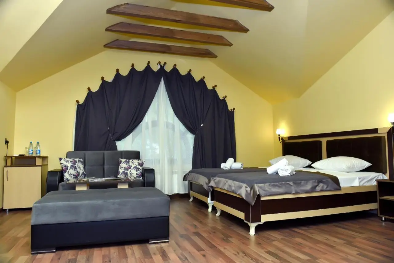 Yaffle Inn Shaki Boutique Hotel