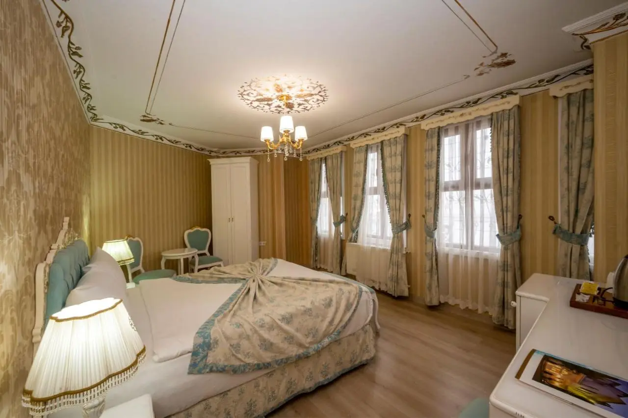 Villa Paradiso Hotel & Spa