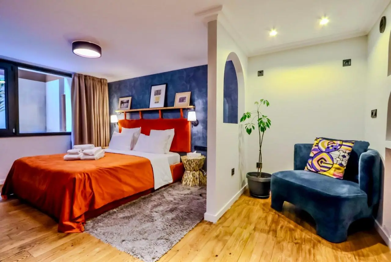 Zorba&Bond Boutique Hotel