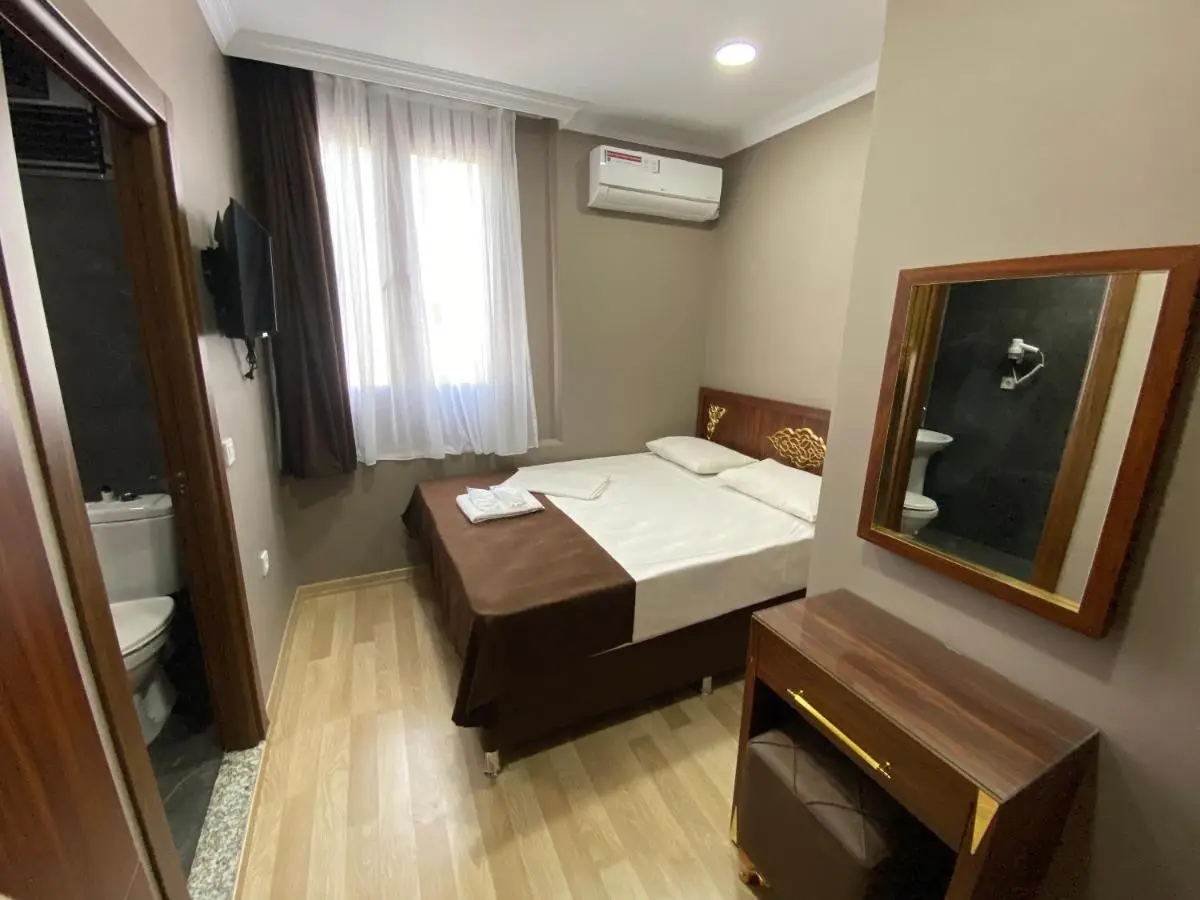 Grand Oral Hotel