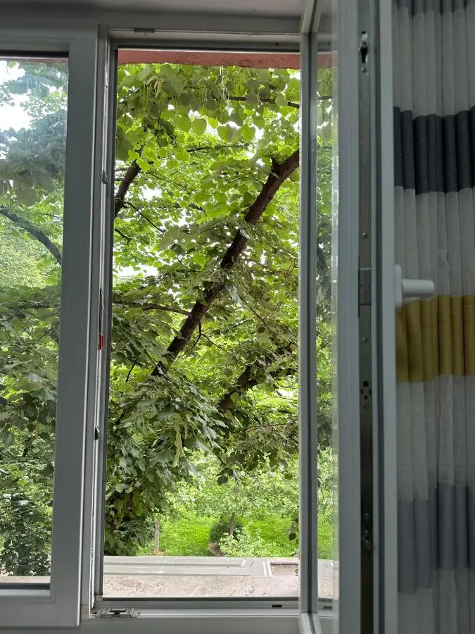 Kelly's Cozy Hideaway - Central Tirana
