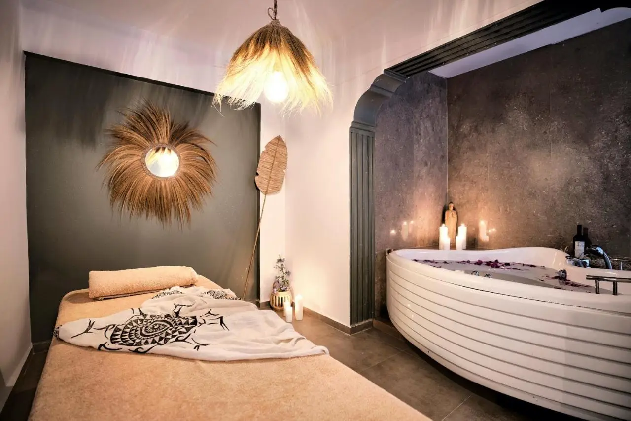 Liman Hotel Gümüslük - Adult Only