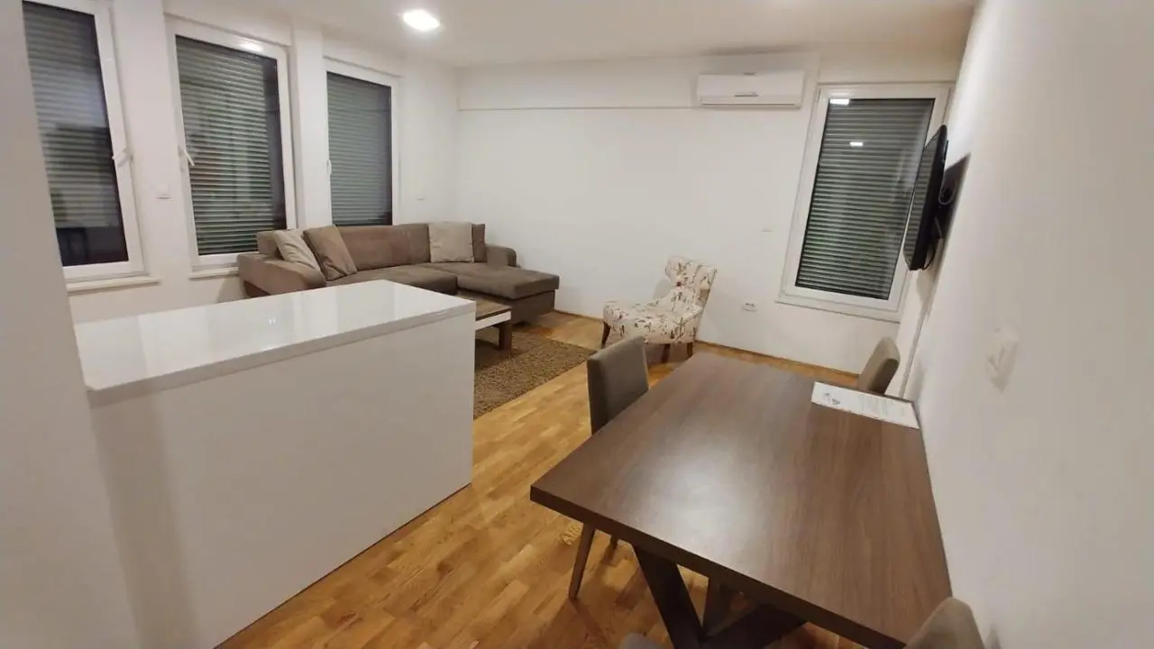 Apartments Leon