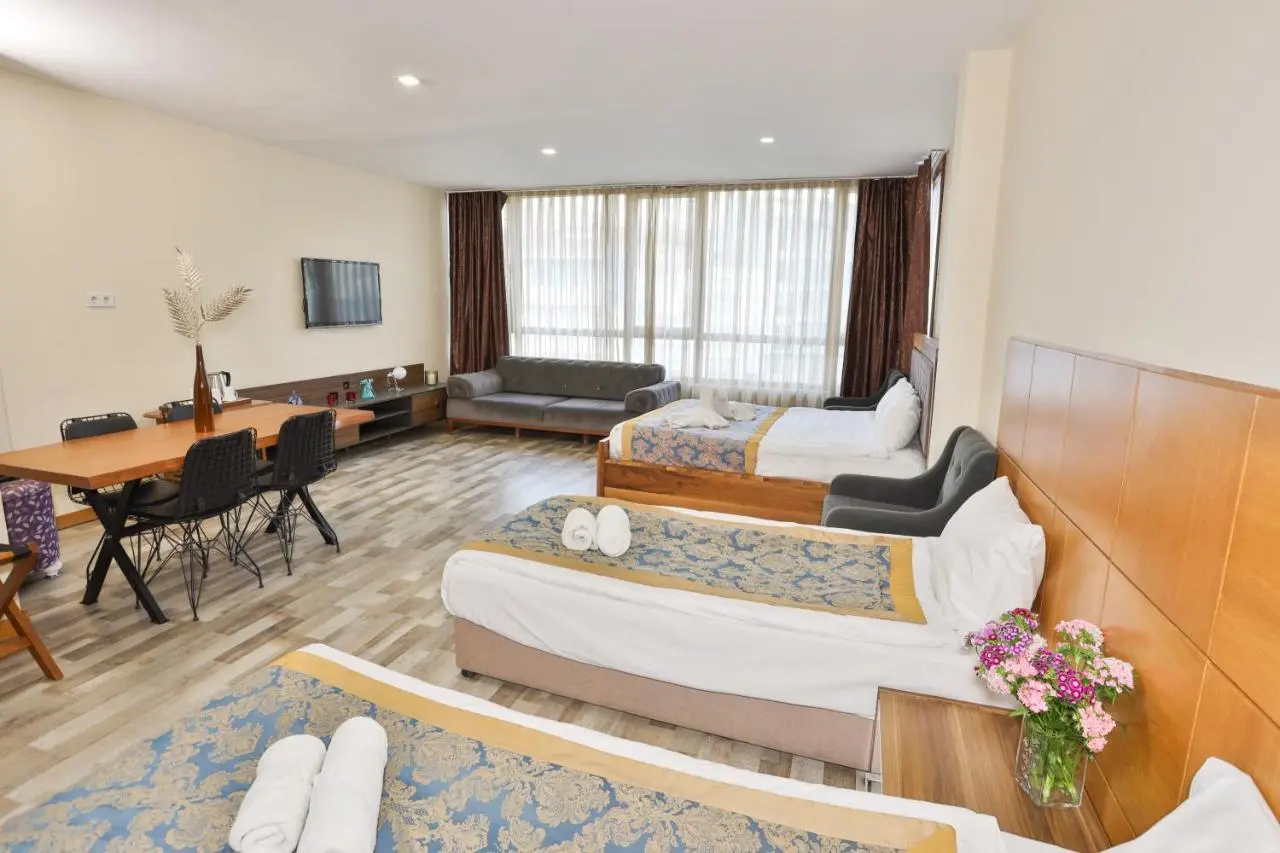 Cumbali Plaza Hotel