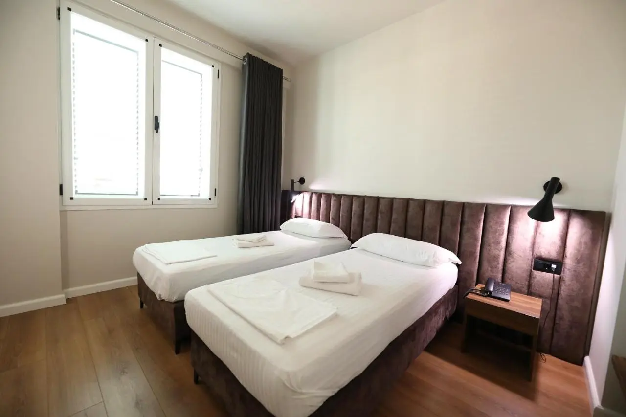 HOTEL LIBERTAS