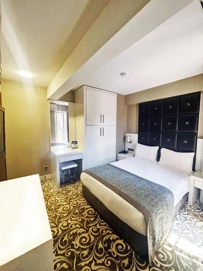 Taksim Line Hotel
