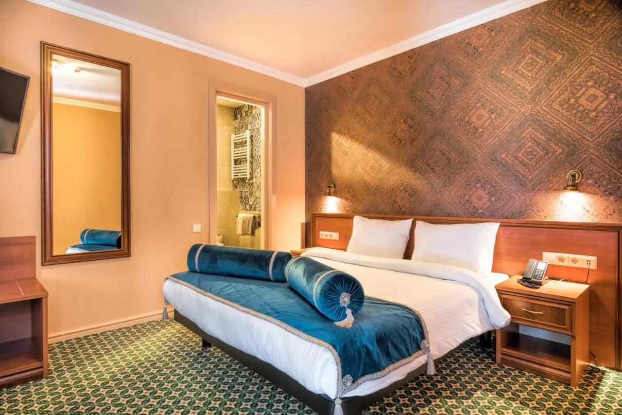 Golden Tulip Borjomi
