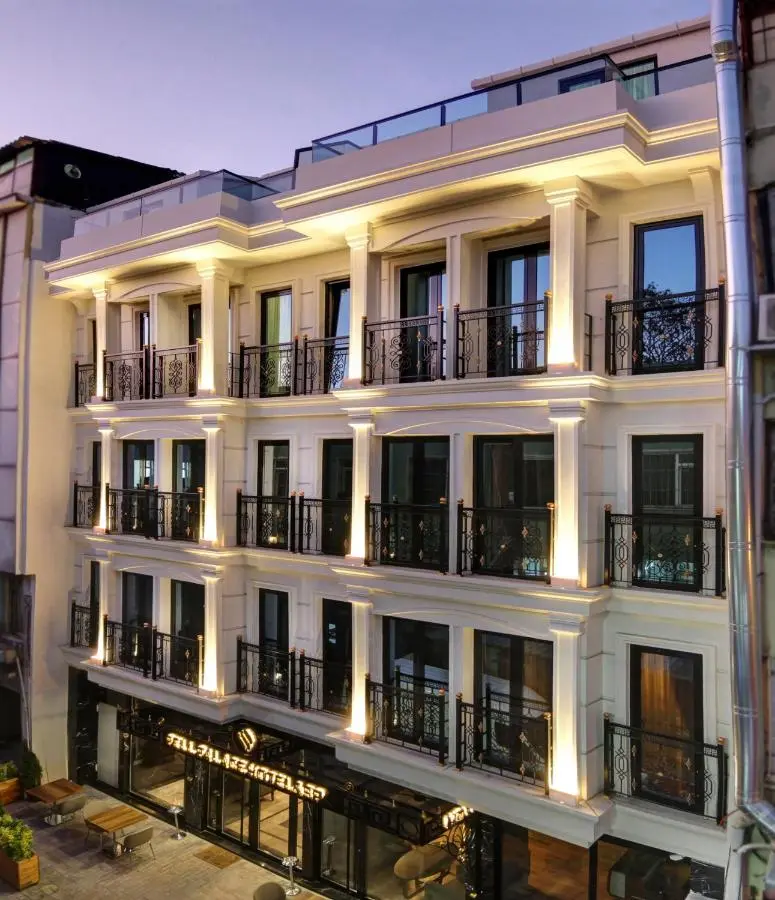 Pell Palace Hotel & SPA
