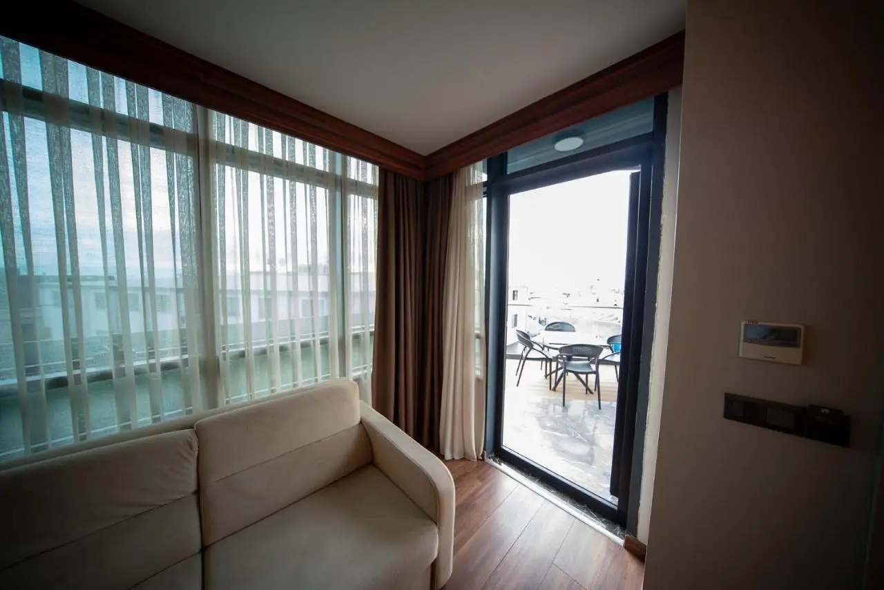 Golden Royal Hotel & SPA