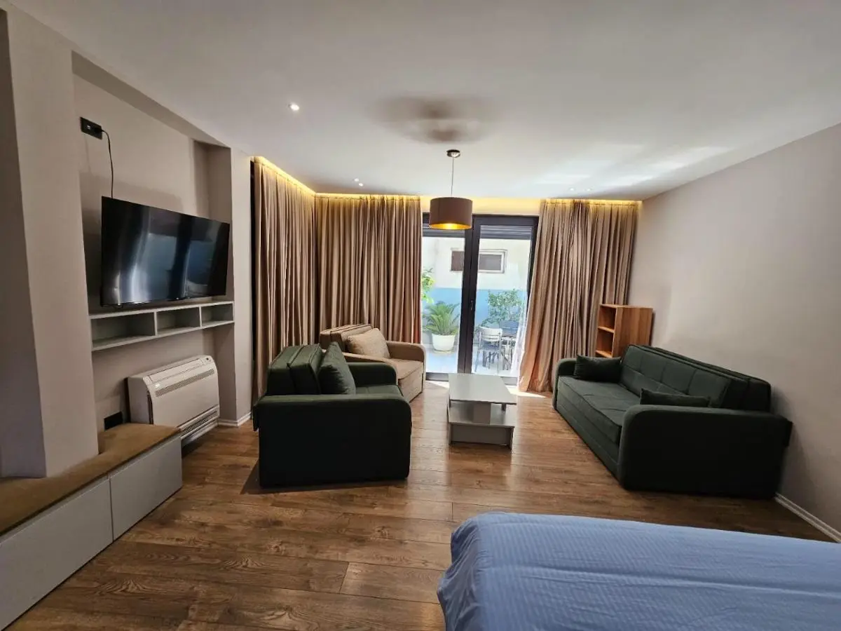 Vila-Amo Tirana Center