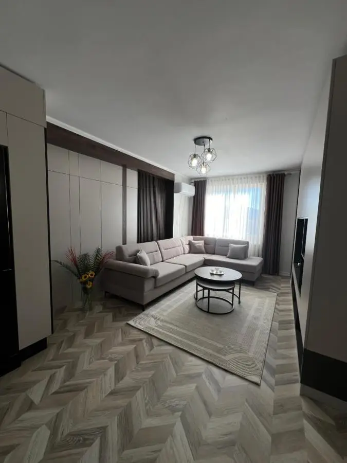 Modern 2BR Apartment ,Balcony,Central Shkoder