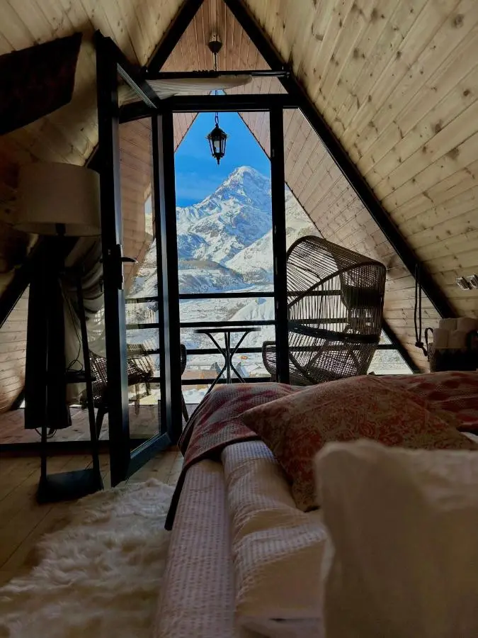 Kazbegi cottage kide- ყაზბეგში კოტეჯი კიდე