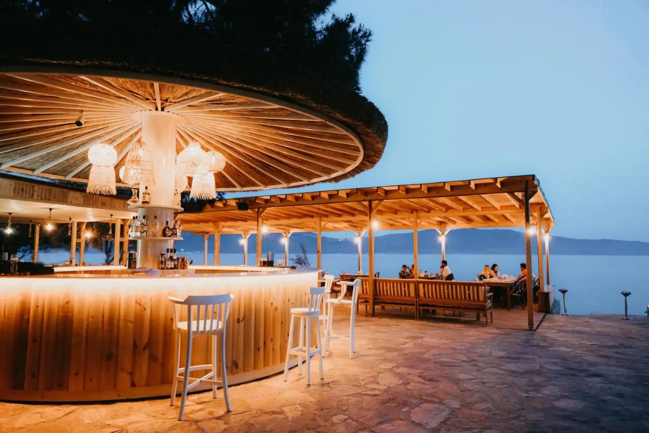 Pino Mar Luxury Bungalows