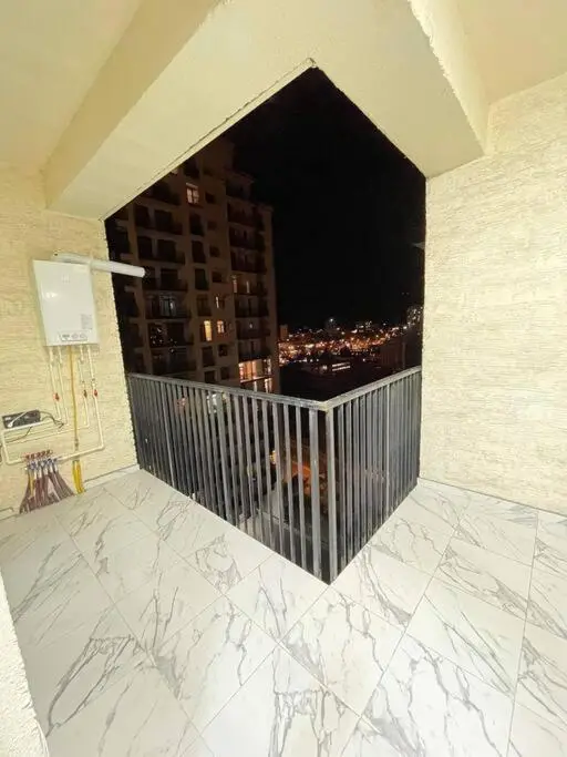 Apartment with city view