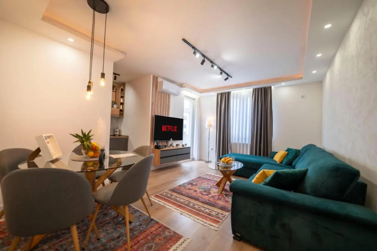 Apartment Premium Deny