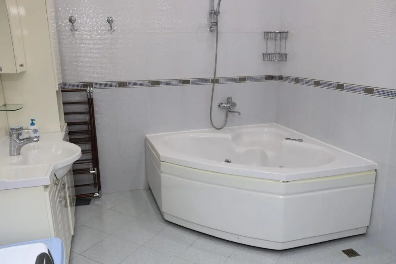 Azneft Royal Suite Apartment Sea View