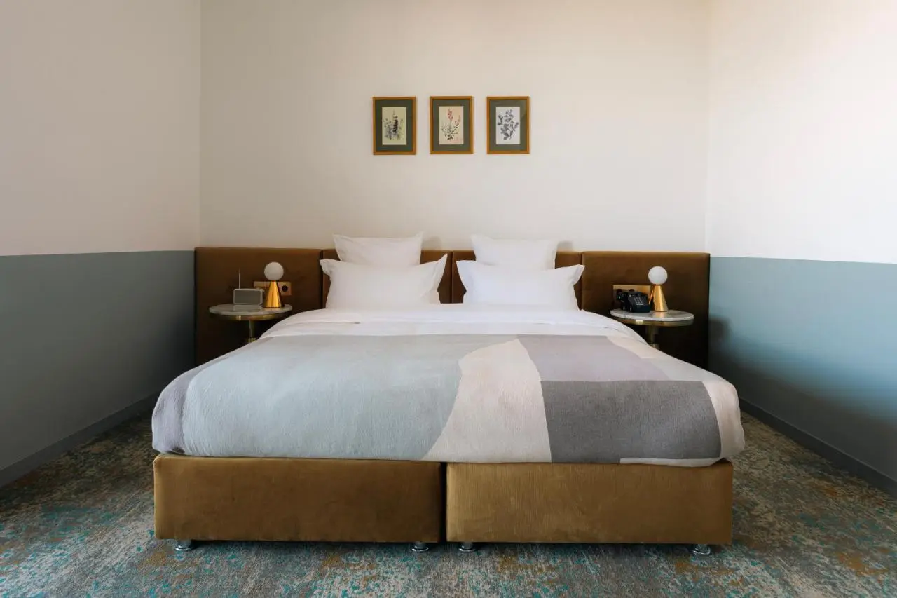 Castor & Pollux Hotel