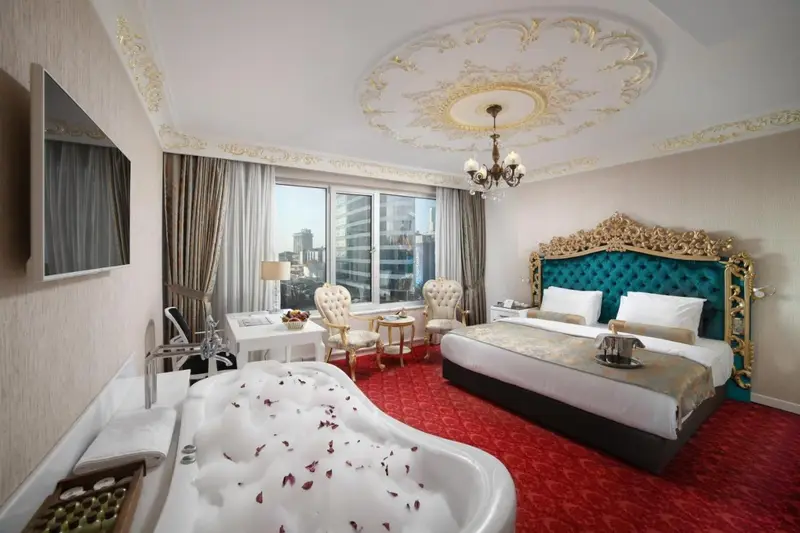 White Monarch Hotel