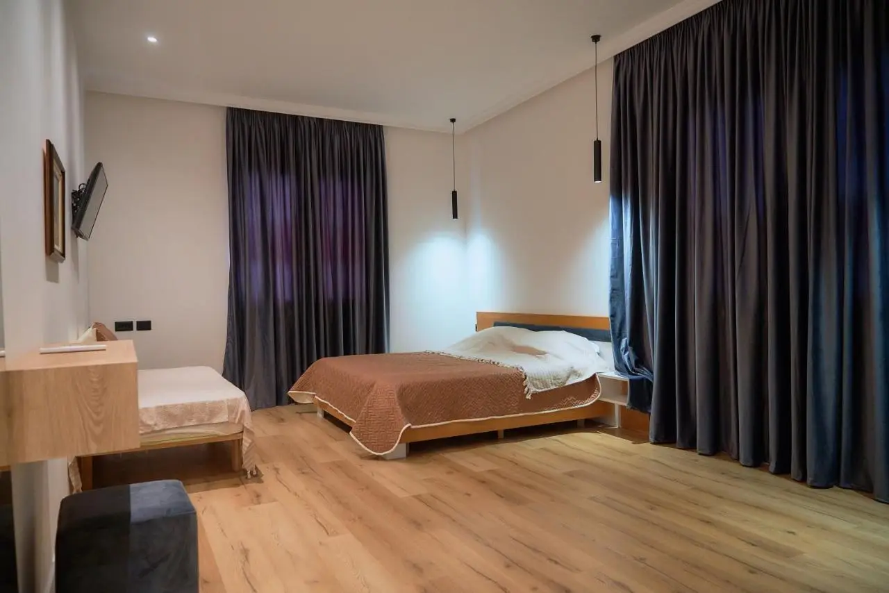 Kalpazo Inn Tirana