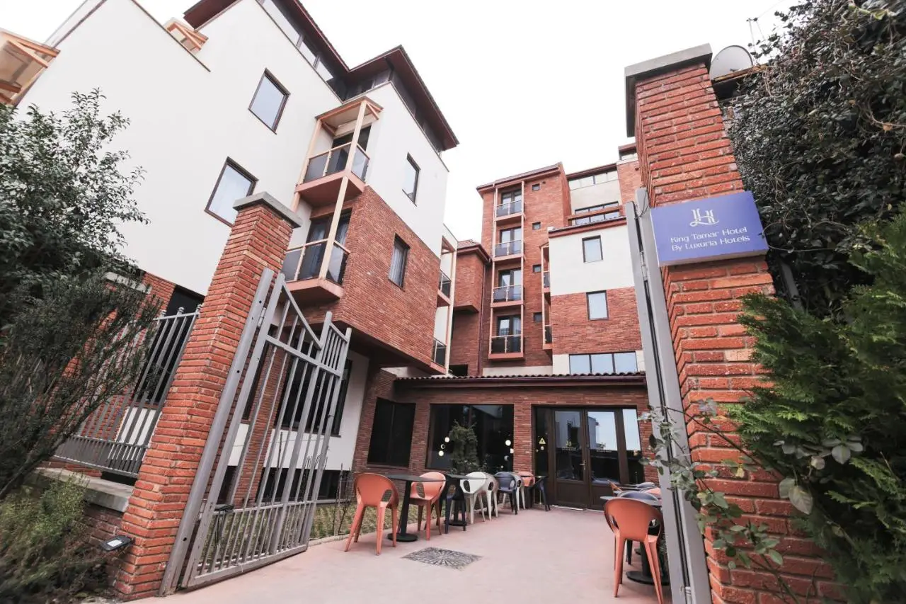 King Tamar Hotel By Luxuria Hotels