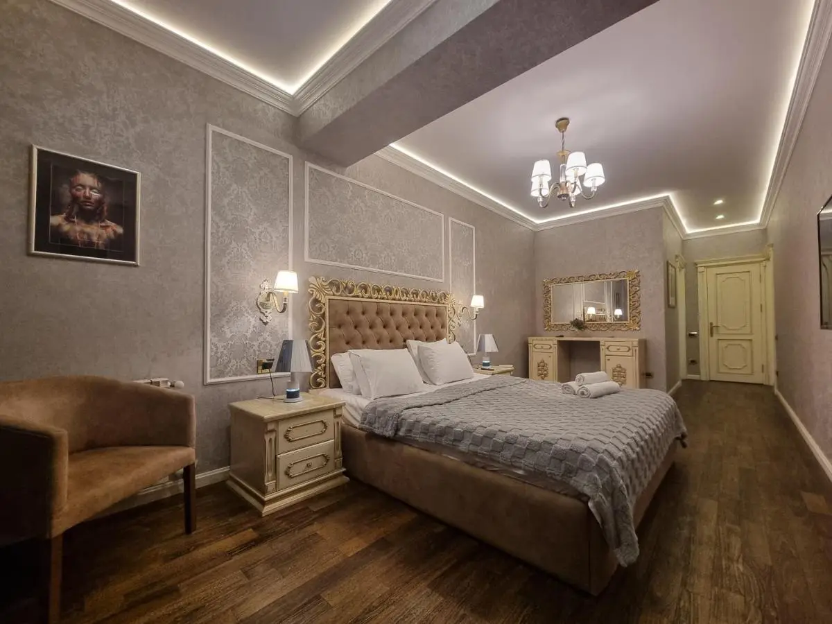 Park Azure Classic Apartment