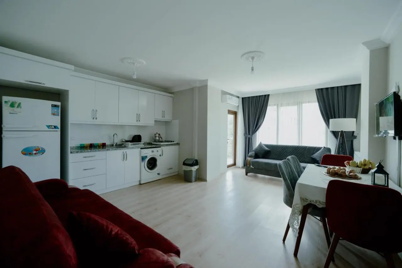 EMİSSA MOTEL