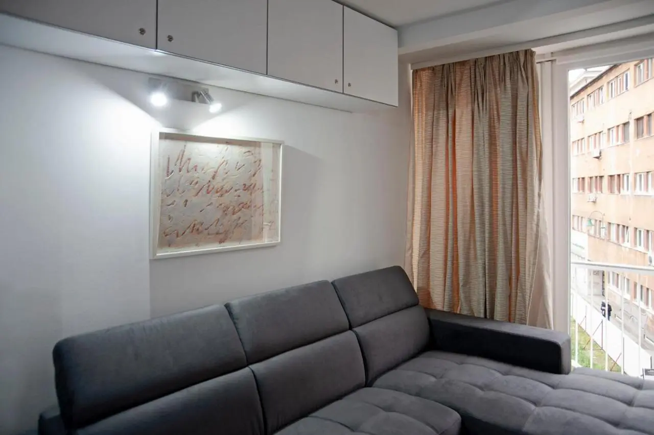 Studio Apartment Theatre View Central Sarajevo