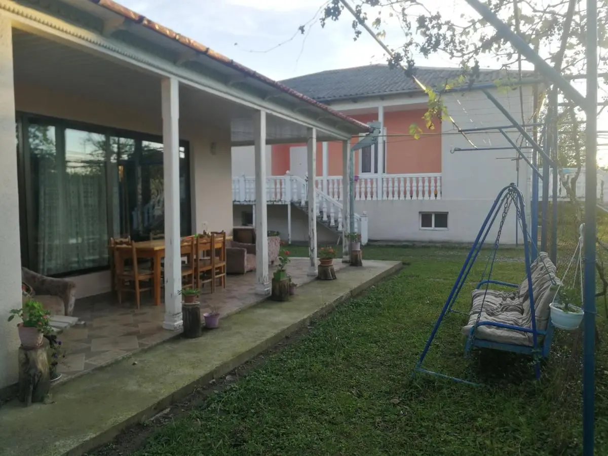 Nini's sweet house