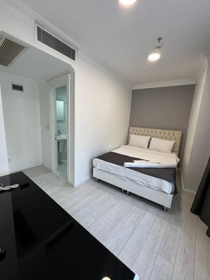 Ens Hotel