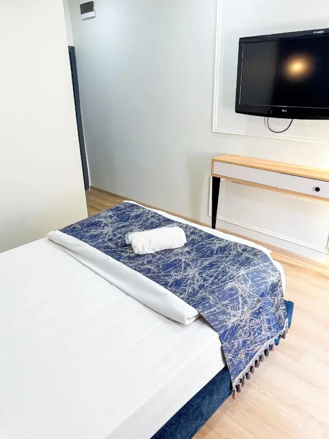 The Reina Hotel