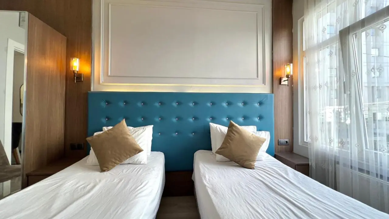 Taksim Square Luxury 4BR Next to Hotels Perfect for Families & Groups