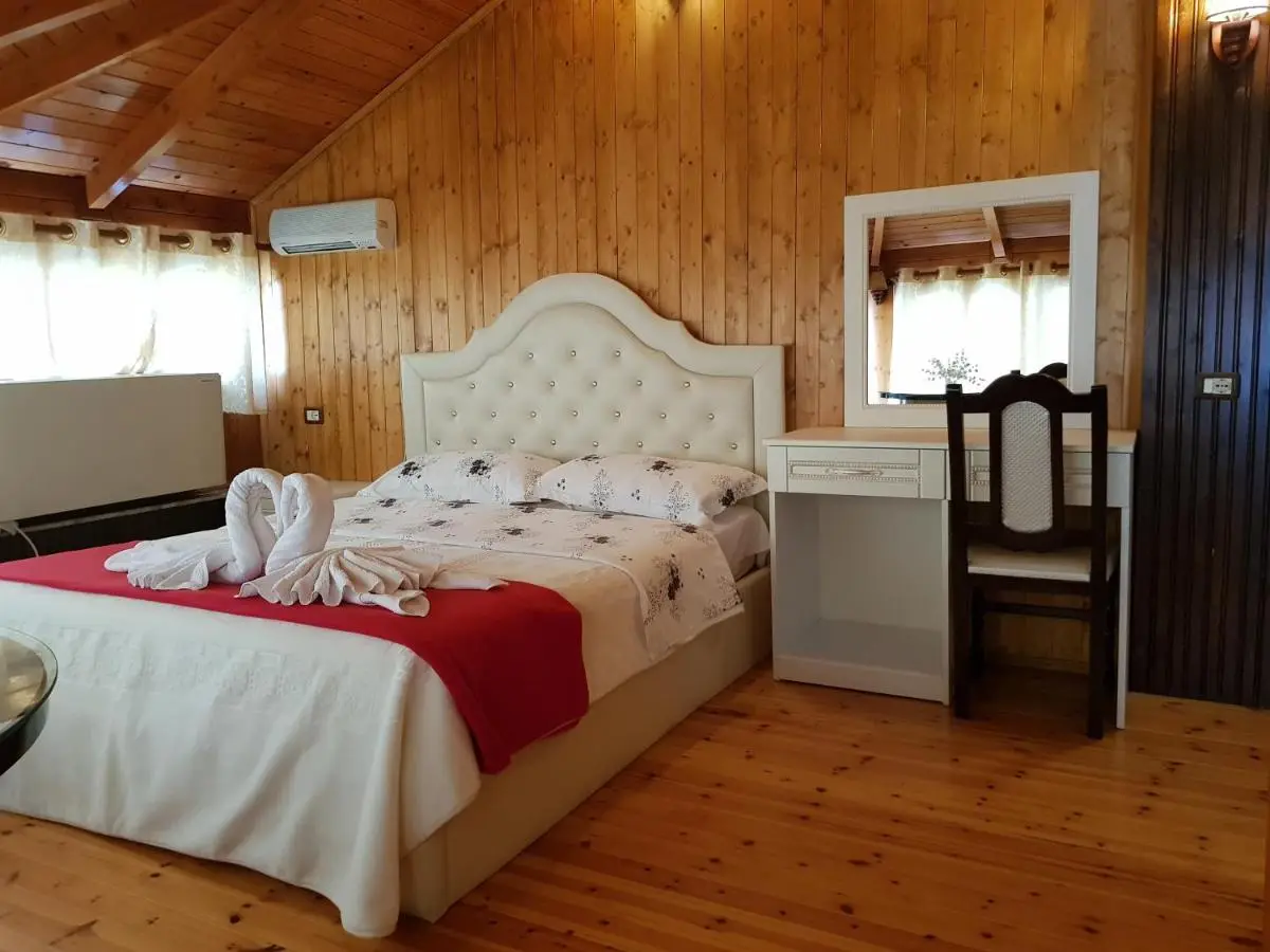 Hotel Vataksi